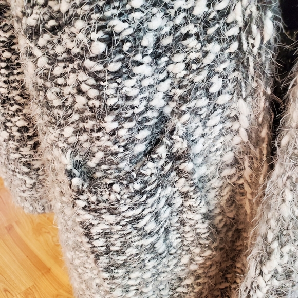 B Collection By Bobeau  Harper Eyelash Cardigan - Picture 5 of 6